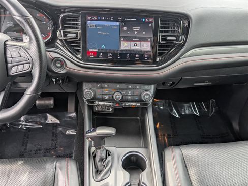 Used 2024 Dodge Durango GT image 21