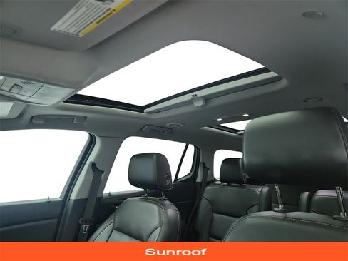 Used 2018 GMC Acadia SLT image 13