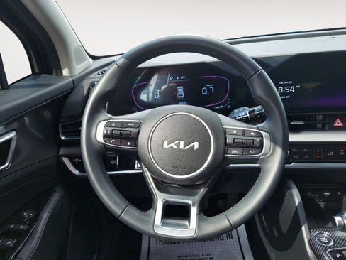 Used 2025 Kia Sportage EX FWD image 13