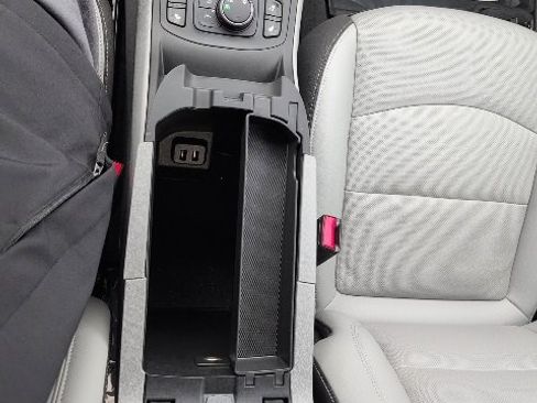 Used 2023 GMC Terrain SLT w/ LPO, Floor Liner Package image 20