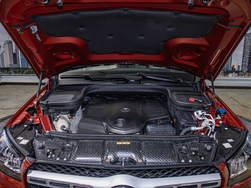 Certified 2022 Mercedes-Benz GLS 450 4MATIC image 5