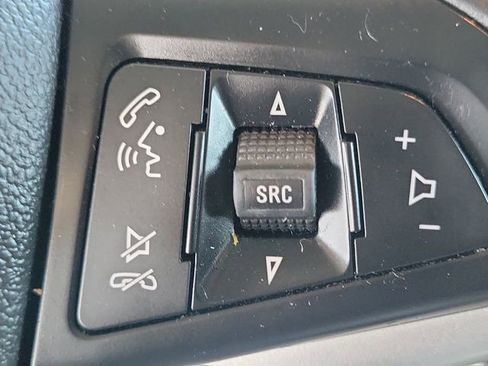 Used 2020 Chevrolet Sonic LT FWD image 9