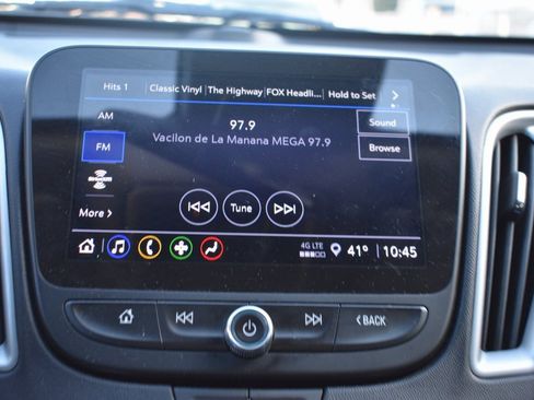 Used 2024 Chevrolet Malibu LT image 19