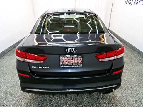 Used 2019 Kia Optima LX FWD image 5