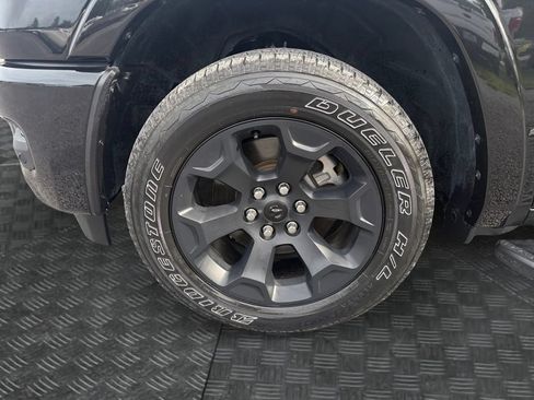 Used 2025 RAM 1500 Big Horn AWD/4WD image 14