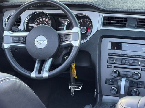 Used 2014 Ford Mustang Premium RWD image 8