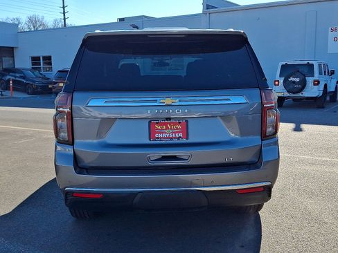 Used 2022 Chevrolet Tahoe LT w/ LT Signature Package image 5