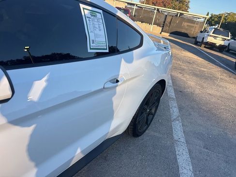 Used 2018 Ford Mustang Coupe w/ Ecoboost Performance Package image 17