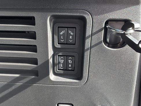 New 2026 Buick Enclave Avenir w/ Super Cruise Package image 33