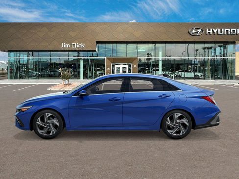 New 2026 Hyundai Elantra Limited image 3