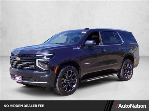 Used 2025 Chevrolet Tahoe High Country AWD/4WD image 1