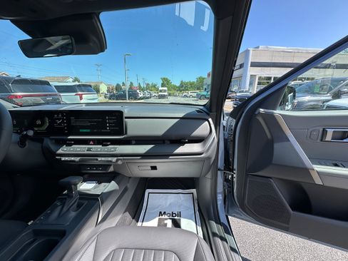 New 2027 Kia Seltos X-Line S w/ X-Line S Premium Package AWD/4WD image 21