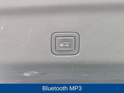 Used 2025 GMC Yukon XL AT4 Ultimate AWD/4WD image 36