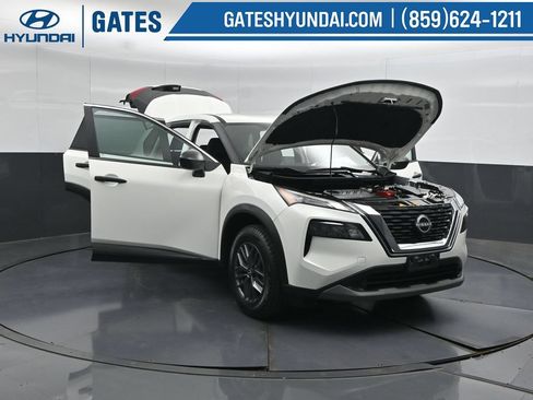 Used 2023 Nissan Rogue S FWD image 54