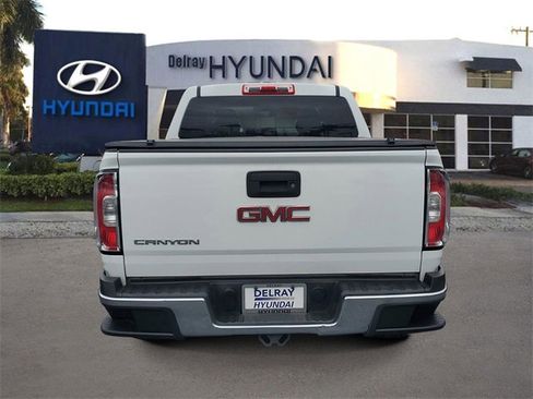 Used 2018 GMC Canyon 2WD Crew Cab image 5