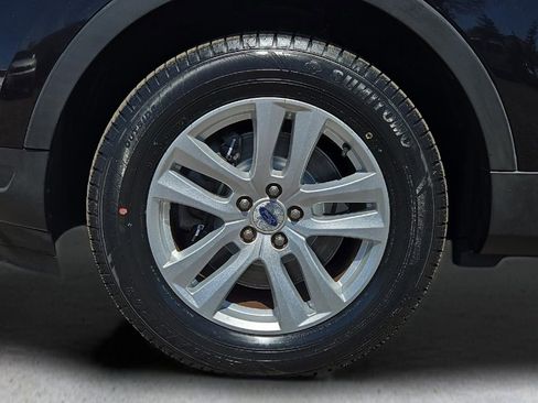 Used 2019 Ford Explorer XLT w/ Equipment Group 201A AWD/4WD image 8