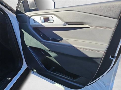 New 2026 Ford Explorer Active image 15