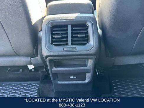 Certified 2023 Volkswagen Taos SE w/ Panoramic Sunroof Package FWD image 14