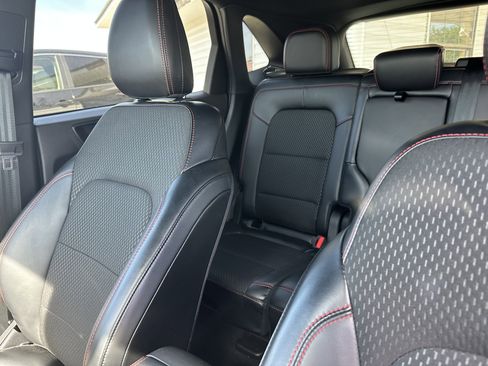 Used 2025 Ford Escape ST-Line FWD image 11