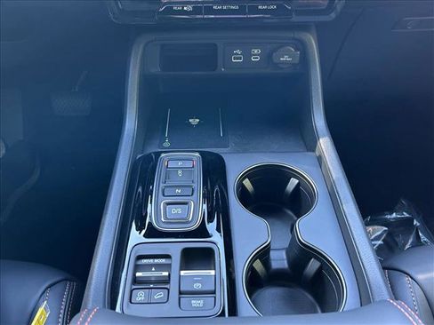 New 2025 Honda Pilot TrailSport image 17