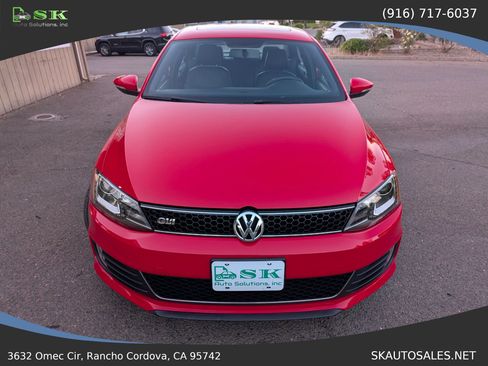 Used 2014 Volkswagen Jetta GLI Autobahn FWD image 3