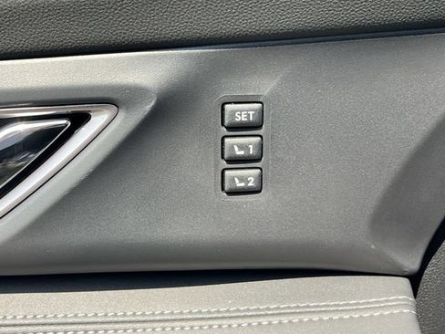 New 2026 Subaru Ascent Limited AWD/4WD image 33