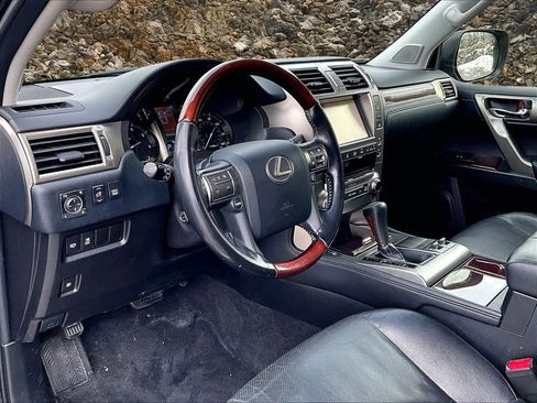 Used 2016 Lexus GX 460 w/ Premium Package image 12