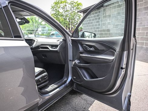 Used 2020 GMC Terrain SLT w/ Preferred Package AWD/4WD image 17