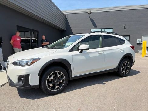 Used 2019 Subaru Crosstrek 2.0i Premium AWD/4WD image 5