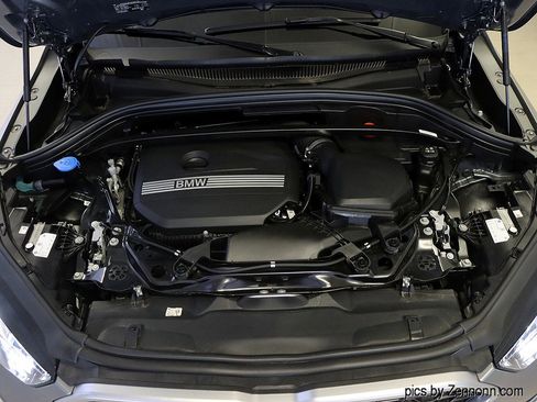 Certified 2025 BMW X2 xDrive28i image 38