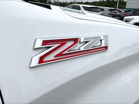 Used 2020 Chevrolet Silverado 1500 LT w/ All-Star Edition image 31