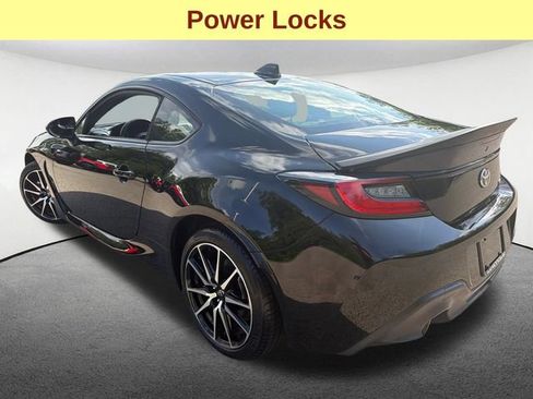 Used 2025 Toyota GR86 w/ ALL Weather Mat Package (TMS) RWD image 10