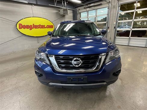 Used 2020 Nissan Pathfinder S FWD image 8