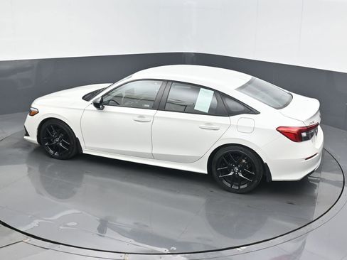 Certified 2024 Honda Civic Sport image 15