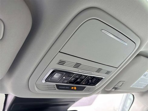 New 2026 Lincoln Nautilus Reserve image 30