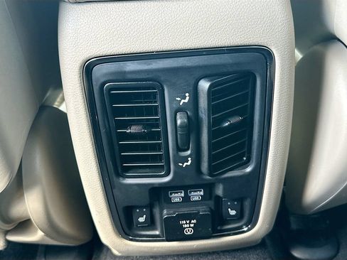 Used 2014 Jeep Grand Cherokee Limited AWD/4WD image 23