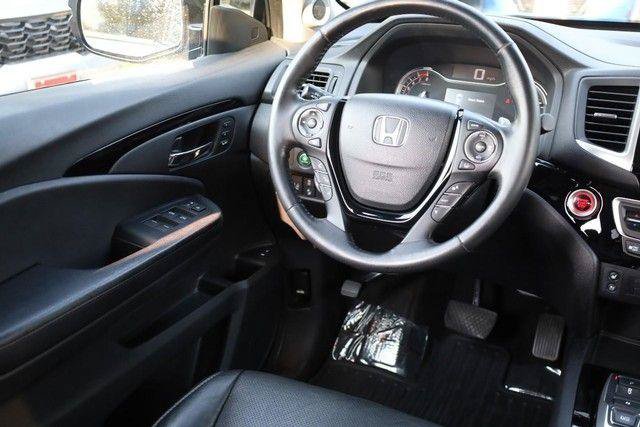 Used 2018 Honda Pilot Elite image 30