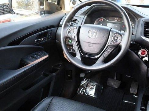 Used 2018 Honda Pilot Elite image 30