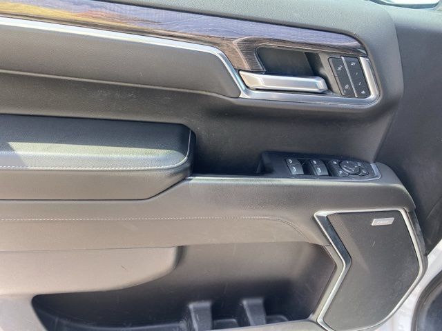 Used 2022 Chevrolet Silverado 1500 LTZ AWD/4WD image 17
