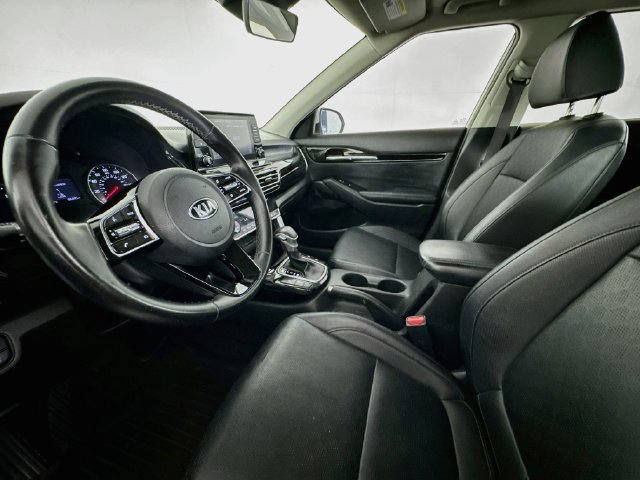 Used 2021 Kia Seltos EX AWD/4WD image 19
