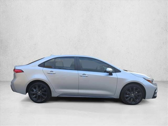 Certified 2026 Toyota Corolla SE FWD image 4