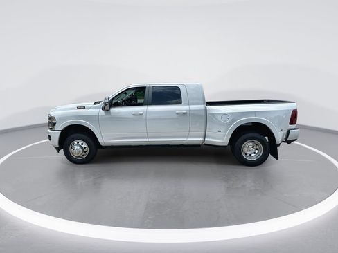 Used 2026 RAM 3500 Longhorn AWD/4WD image 5