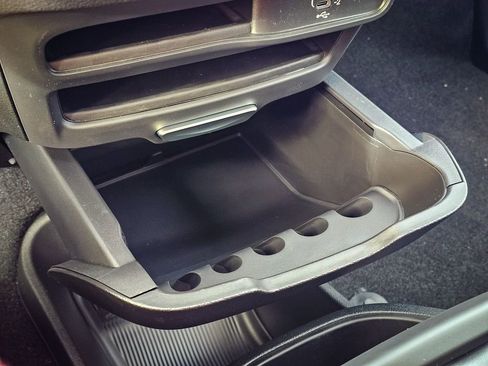 New 2026 Chrysler Pacifica Select w/ S Appearance Package image 29