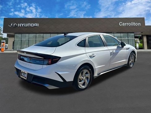 New 2025 Hyundai Sonata SE image 5
