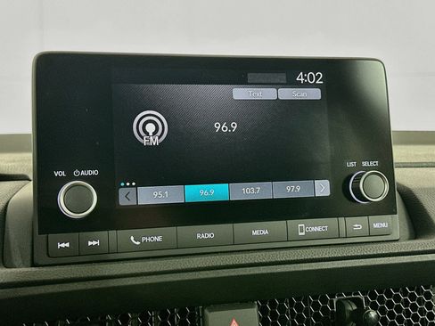 Used 2025 Honda CR-V EX image 21