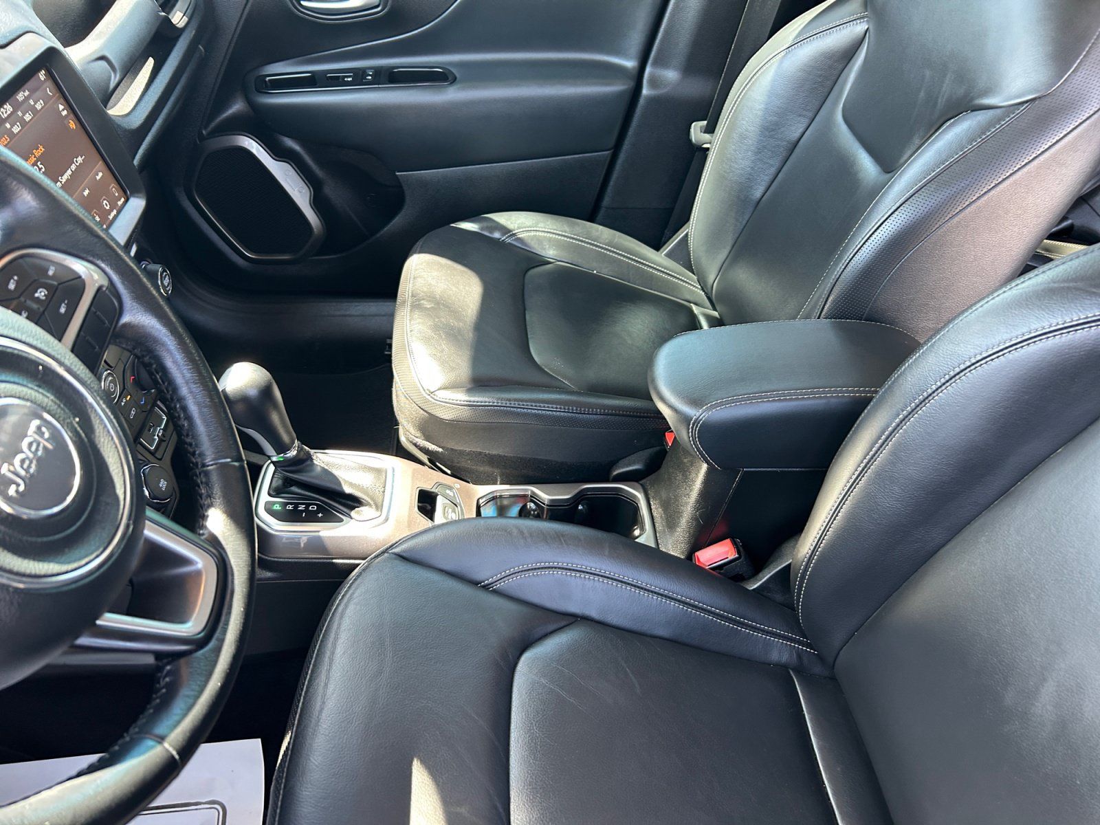 Certified 2021 Jeep Renegade Limited AWD/4WD image 15