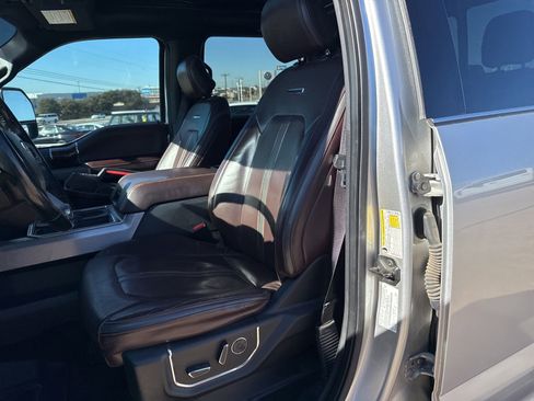 Used 2017 Ford F250 Platinum w/ Platinum Ultimate Package image 15