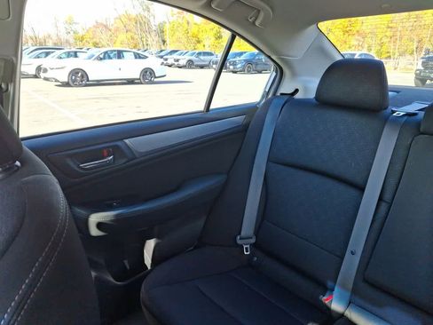 Used 2017 Subaru Legacy 2.5i Premium image 12