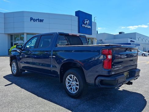 Used 2021 Chevrolet Silverado 1500 RST w/ Z71 Off-Road Package AWD/4WD image 4