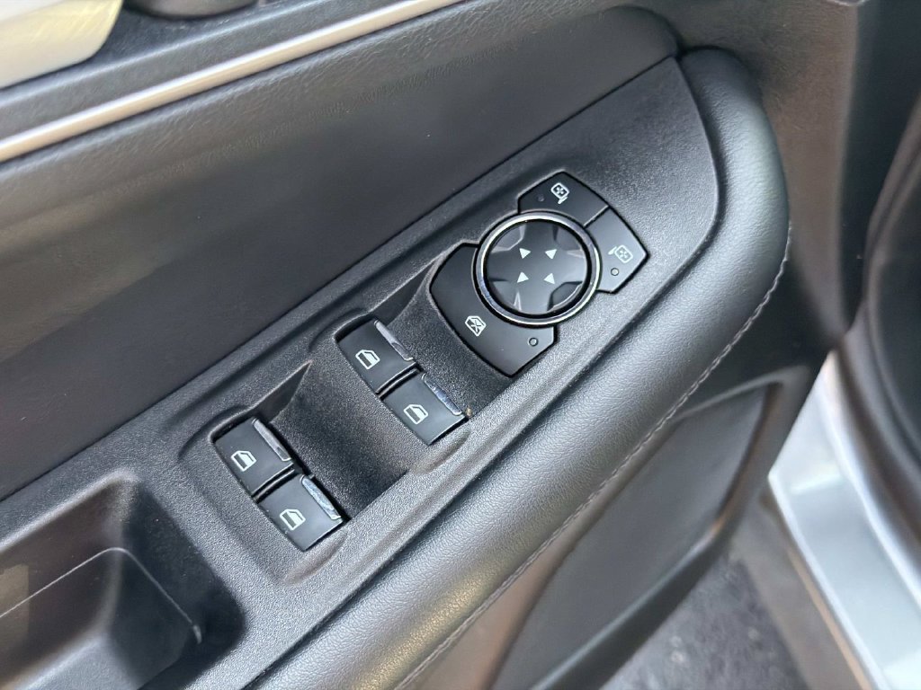 Used 2024 Ford Edge SEL w/ Convenience Package AWD/4WD image 19